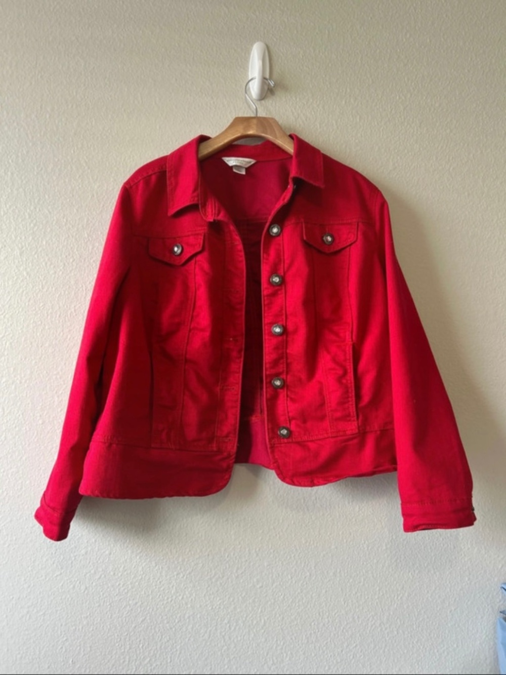 Christopher & Banks Red button up jean jacket with bedazzled buttons, Size L (pe